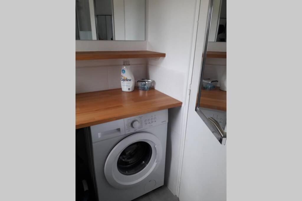 Loft Haut De Gamme Centre Montargis, Place De Parking, Local A Velos, Linge De Lits Et Serviettes, Coin Riviere Amenage, Hamac, Epicerie, Velos En Option, Tout Confort Jusqu'A 4 Voyageurs Eksteriør billede